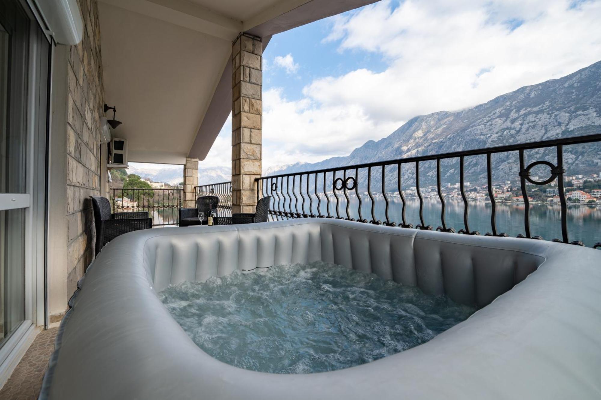 Apartments Vukovic Kotor Exteriér fotografie